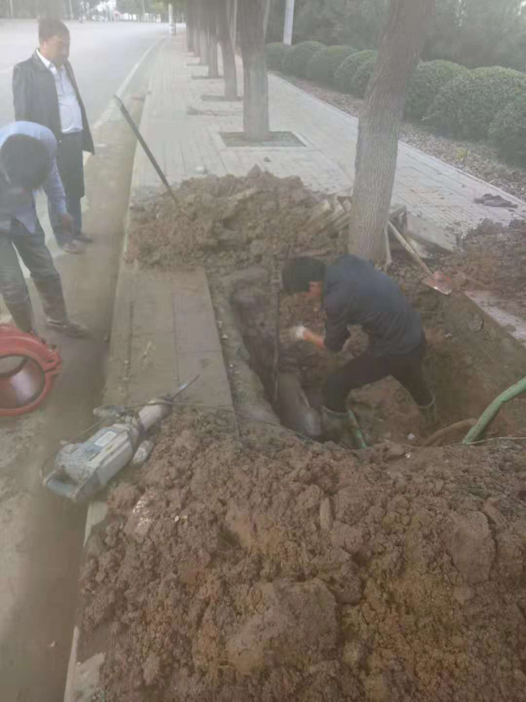 2018年10月24日漢南大道興四號 路至興七號路停水公告